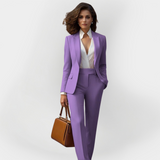 Stilingas moteriškas kostiumas
