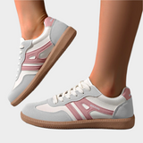Sportiniai bateliai su retro detalėmis